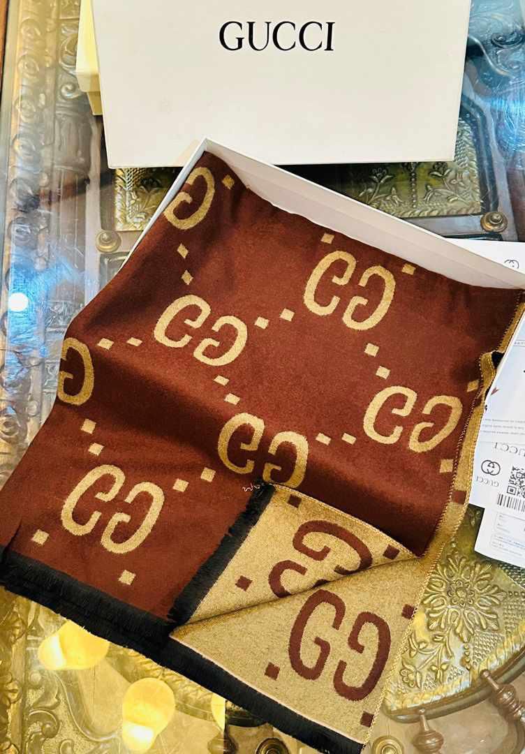 Gucci Women's Scarf with Box