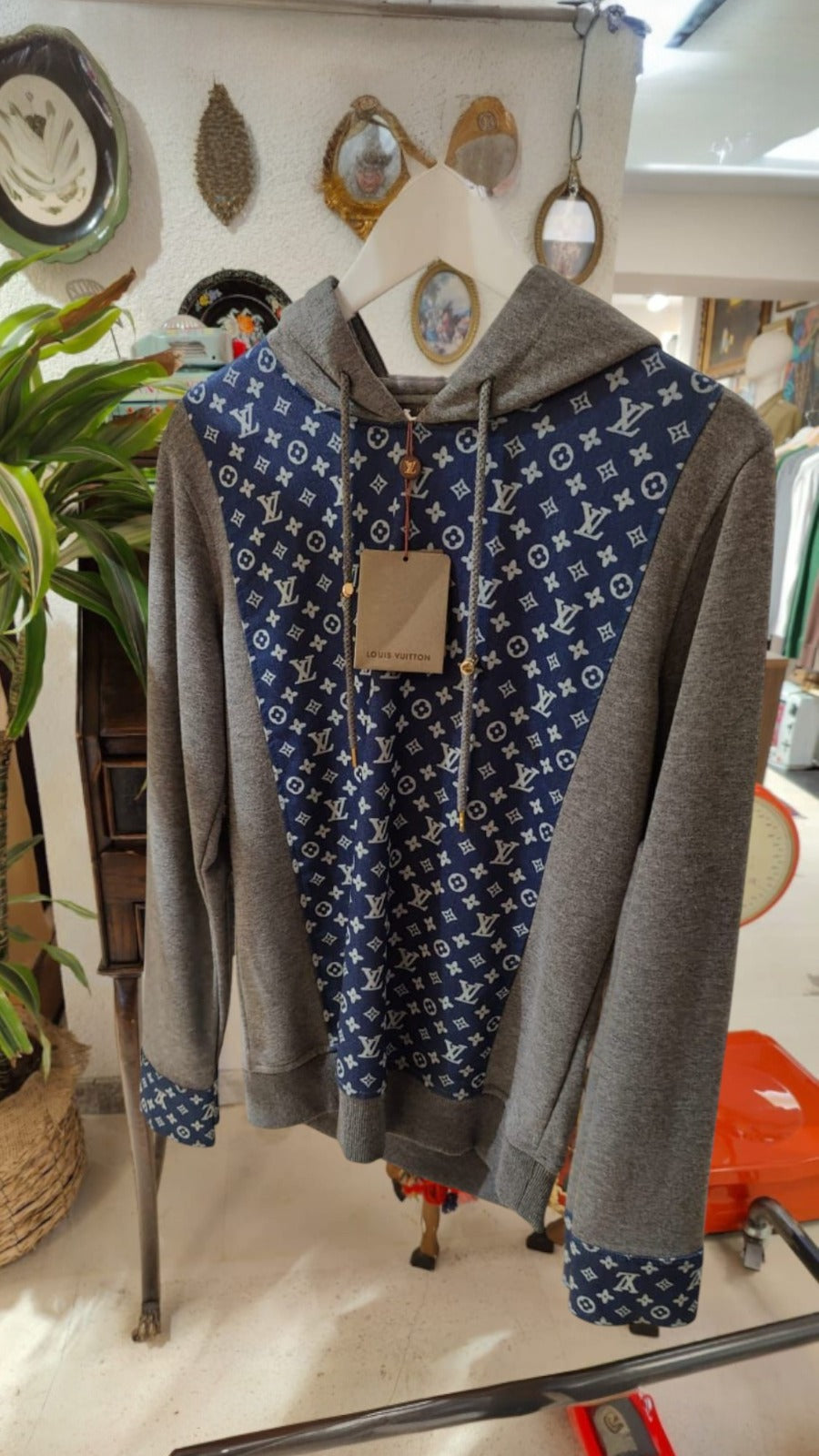 LOUIS VUITTON 1:1 Grade Hoodie