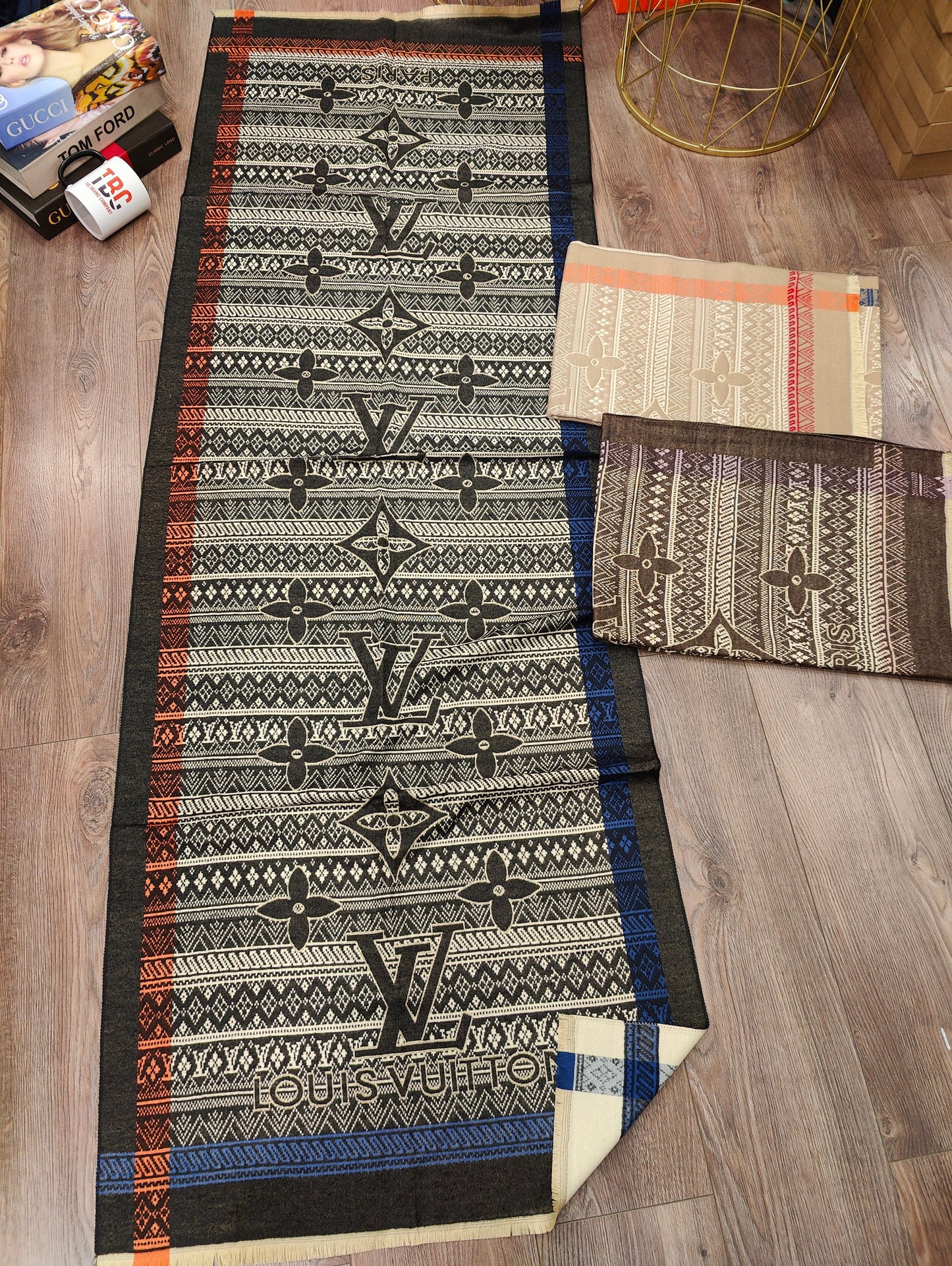 Louis Vuitton Scarf & Stole For Women