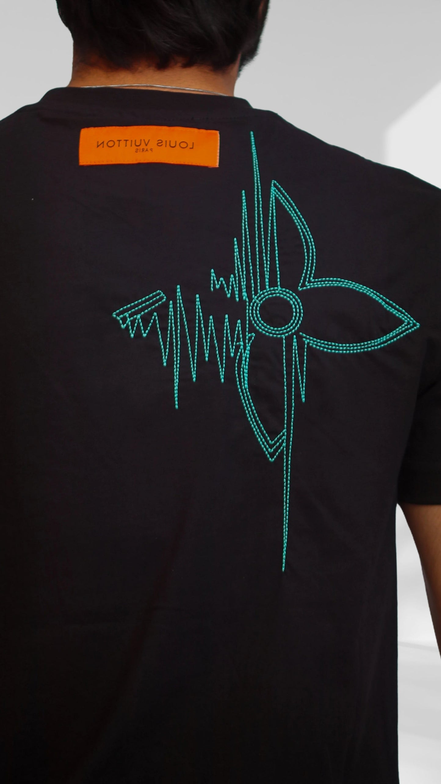 Louis Vuitton Men's Tshirt