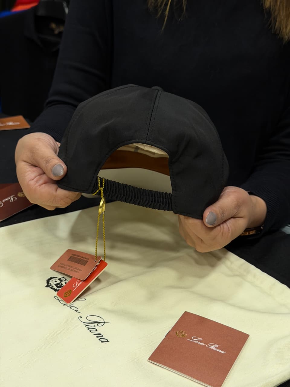 Loro Piana Premium Cap with Dust Cover