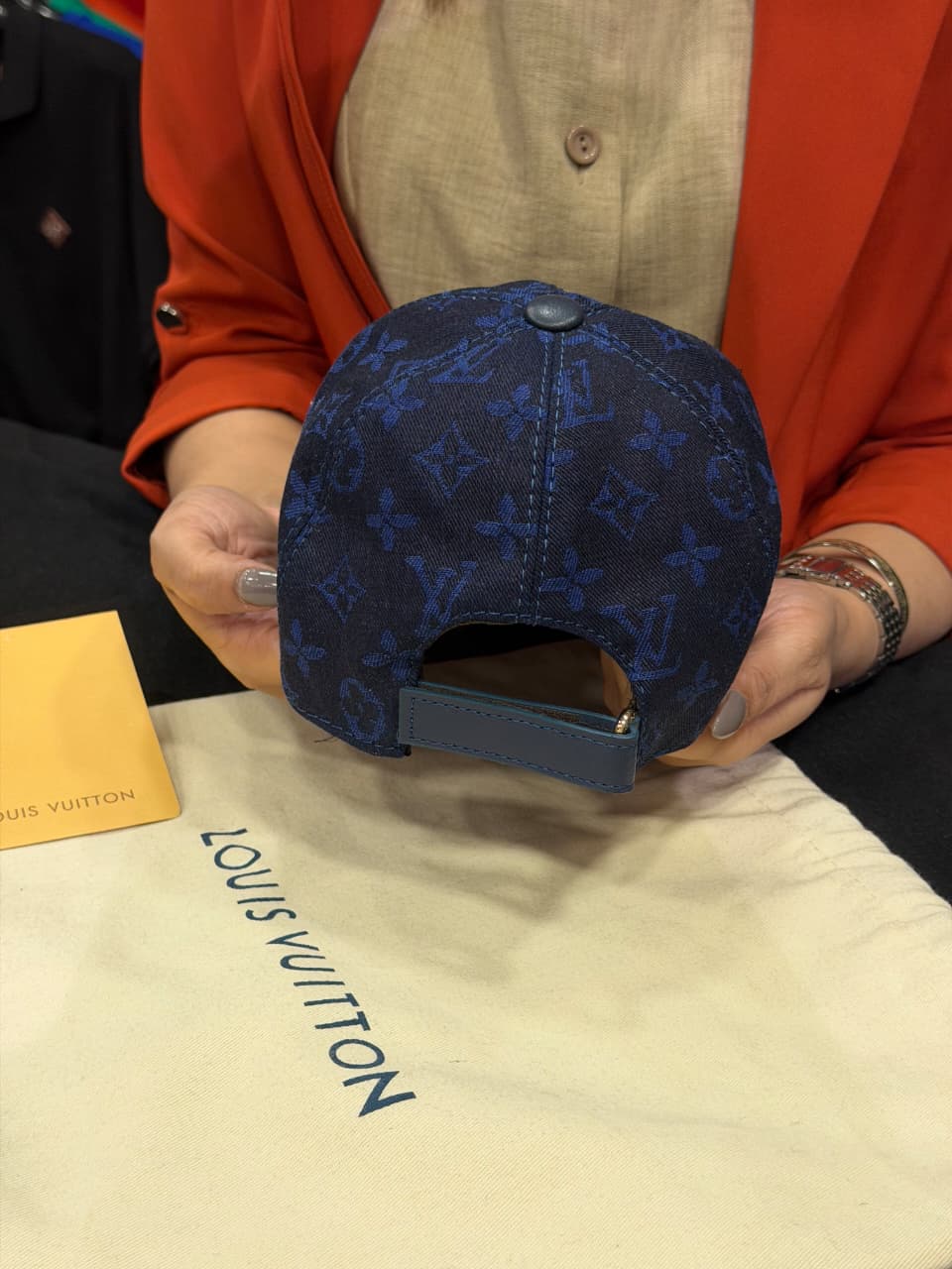 Louis Vuitton Premium Cap with Dust Cover