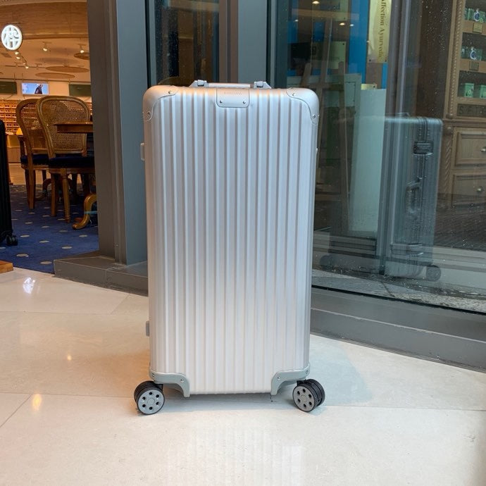 RIMOWA SUITCASE