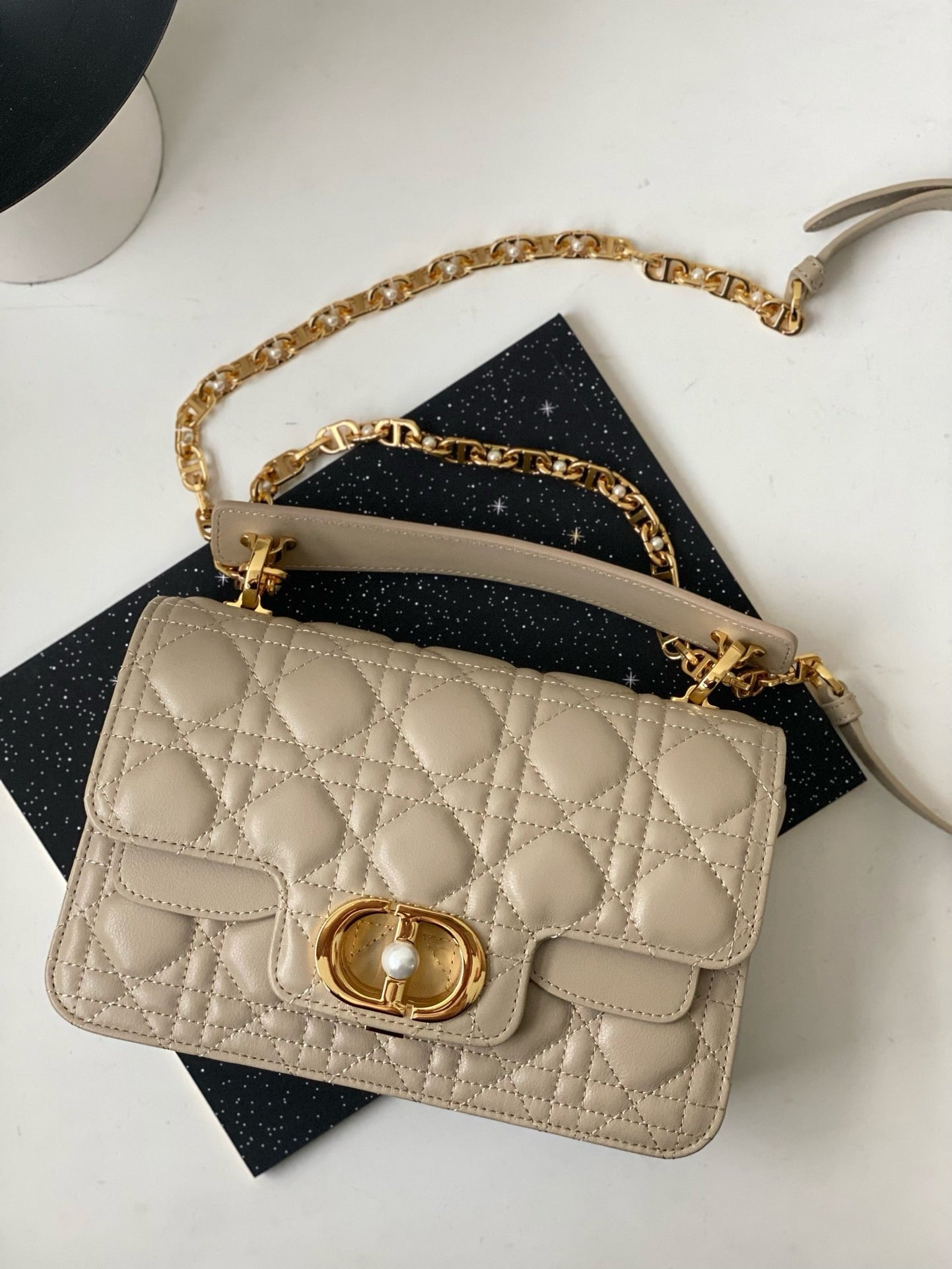 CHANEL CROSS BAG