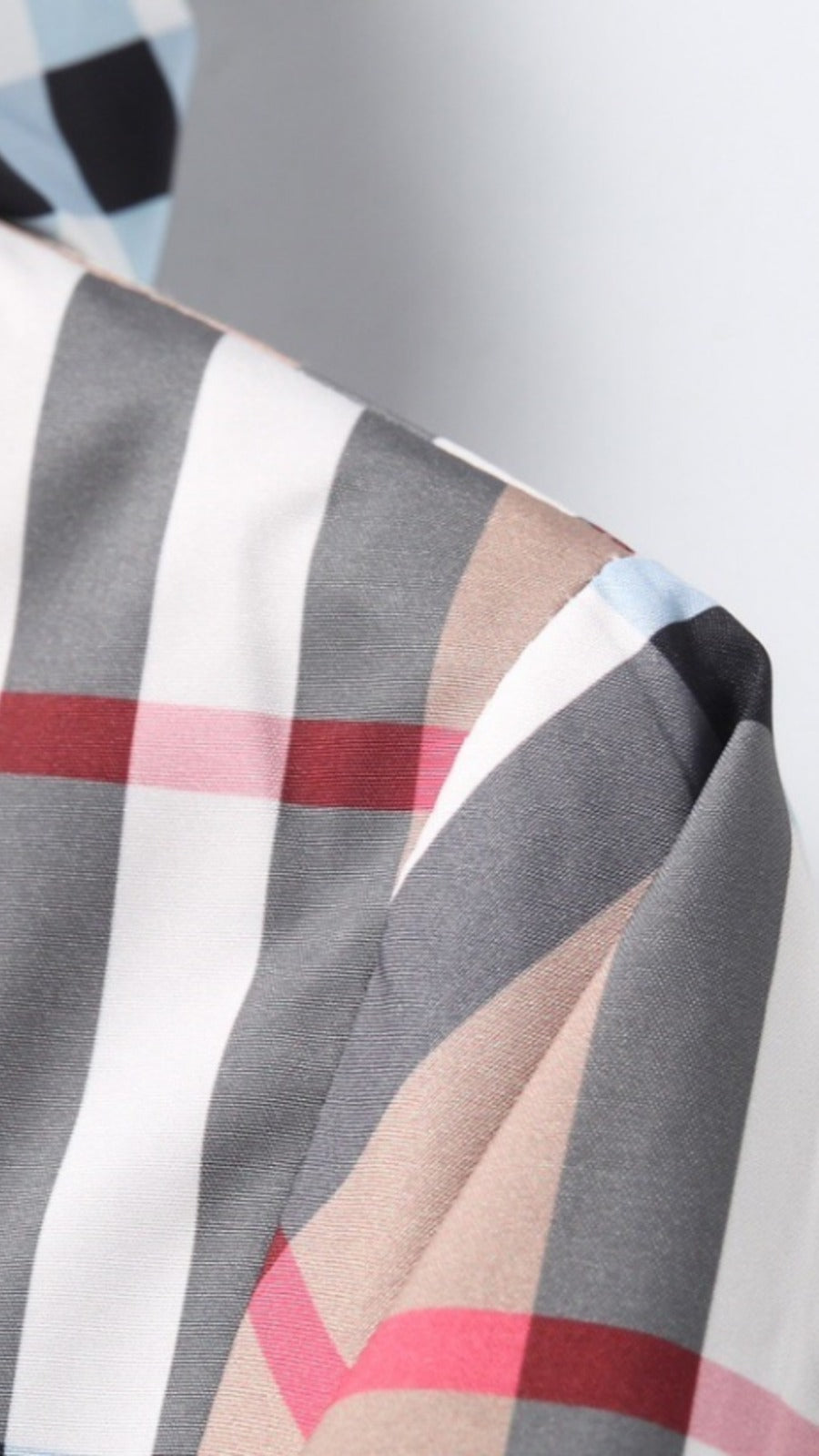 Burberry 1:1 Grade Zip On Wind Breaker Jacket