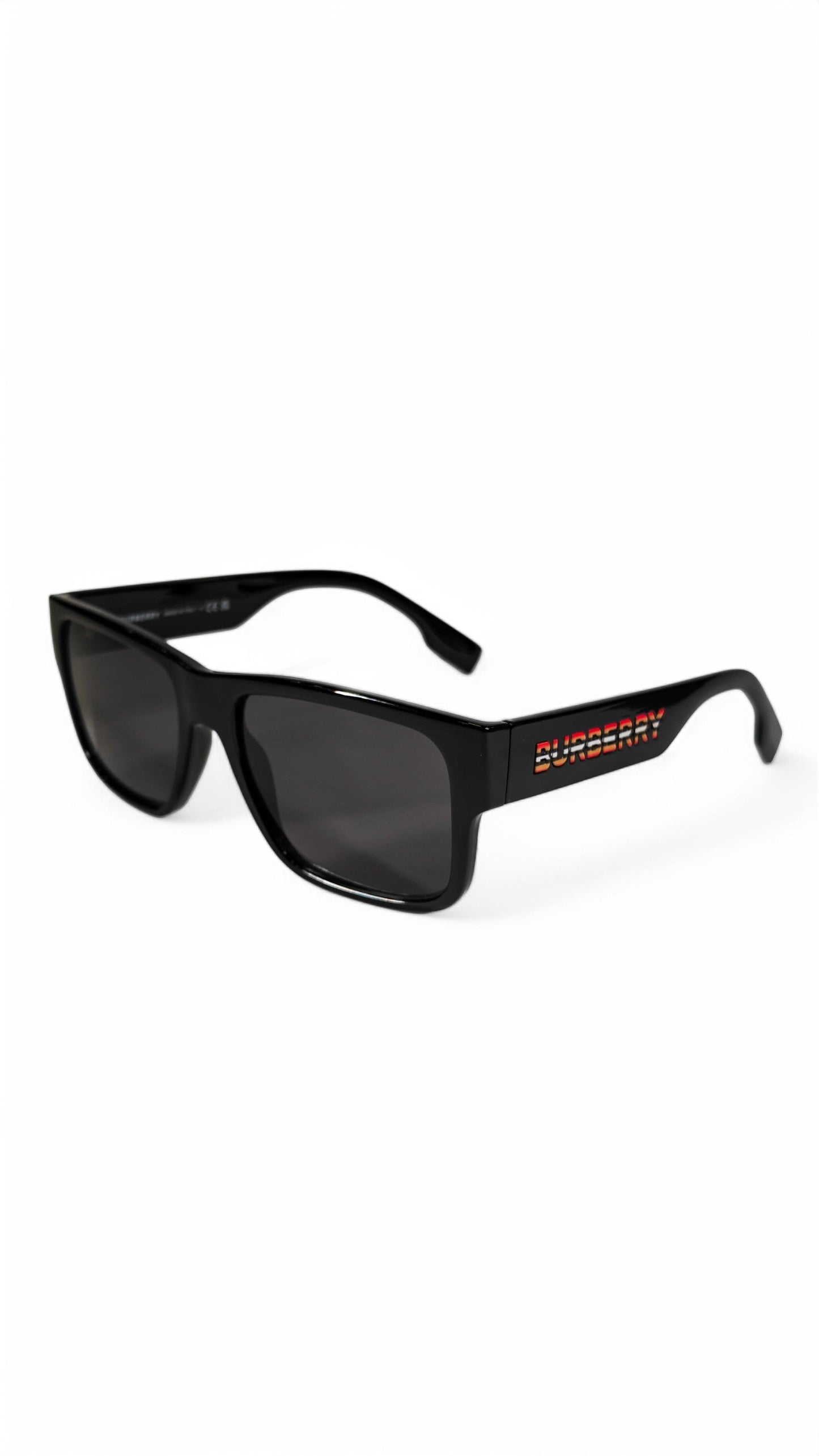 Burberry - Sunglasses