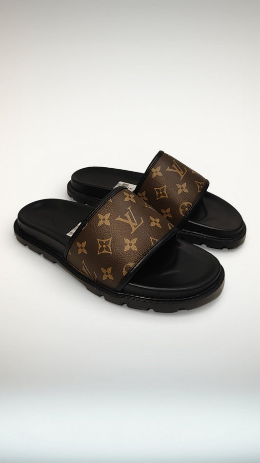 Louis Vuitton High End Slide with box