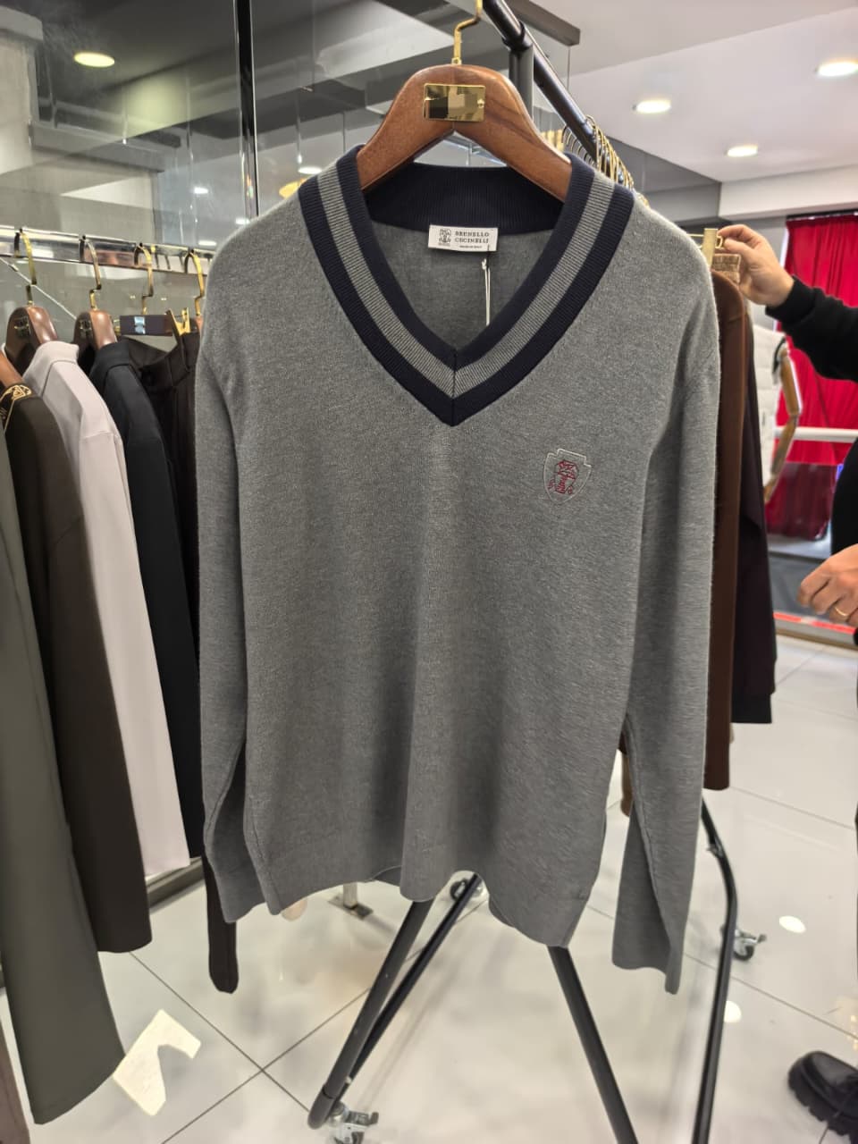 Brunello Cucinelli 1:1 Grade V-Neck Sweater