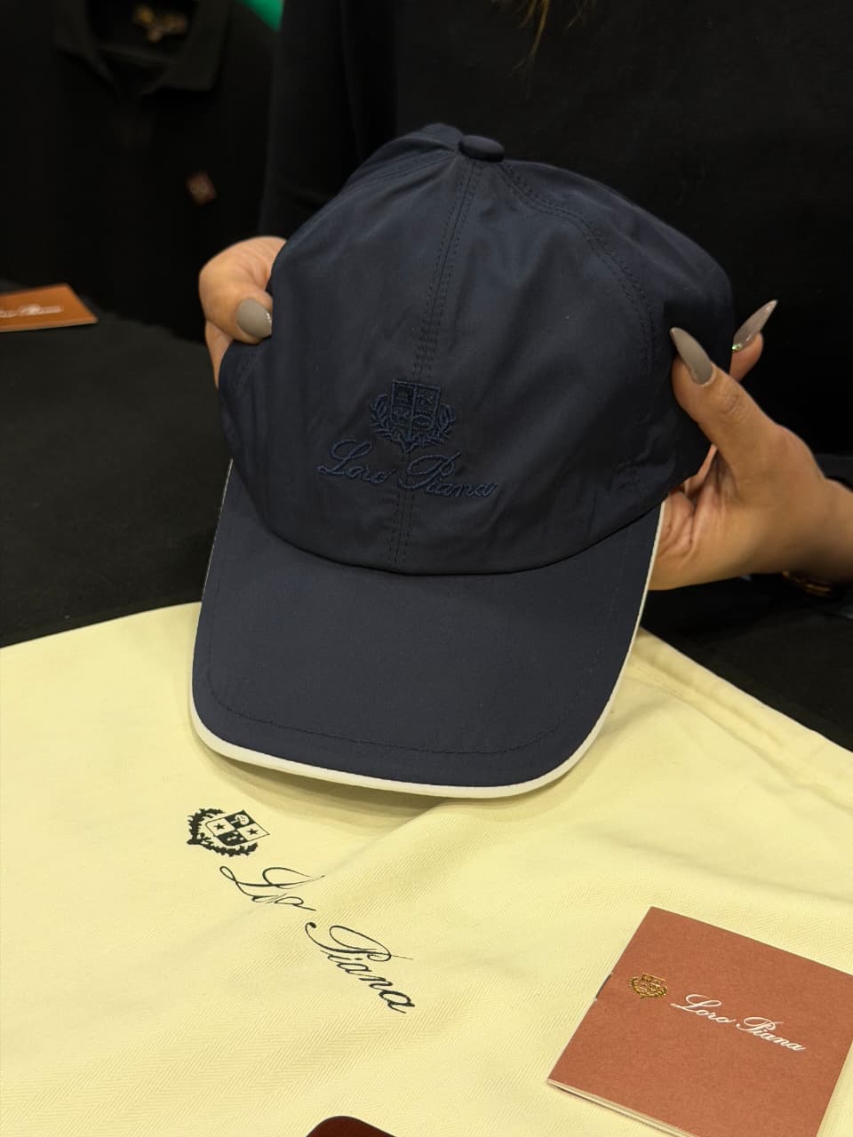 Loro Piana Premium Cap with Dust Cover