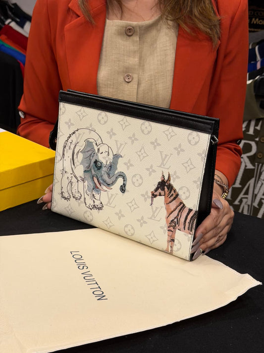Louis Vuitton Pouch