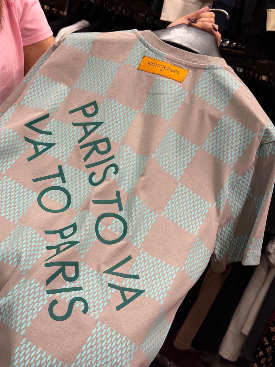 Louis Vuitton 1:1 Grade Super Premium Tshirt