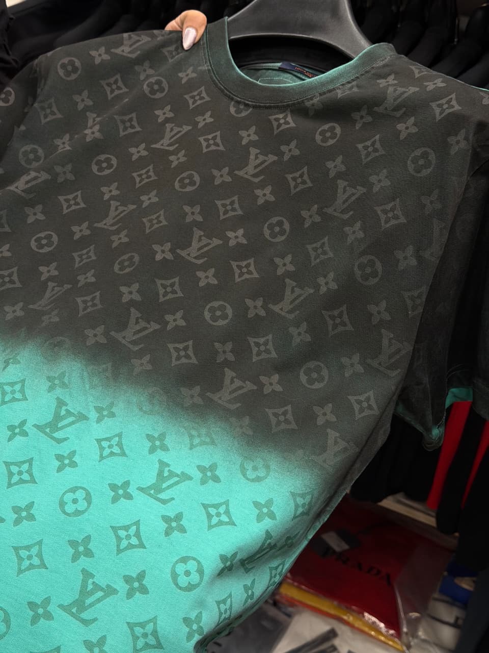 Louis Vuitton 1:1 Grade Tshirt