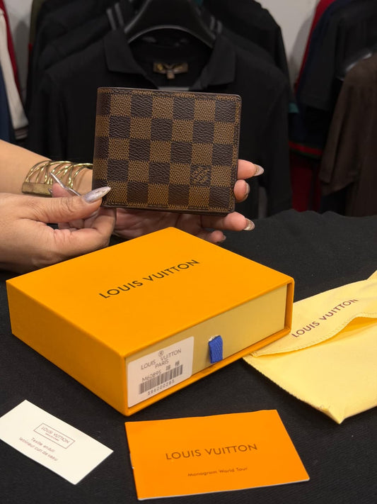 Louis Vuitton Short Wallet