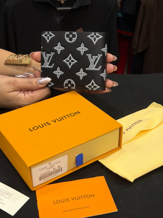 Louis Vuitton Short Wallet