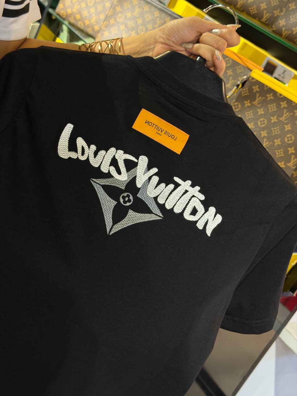 Louis Vuitton Tshirt