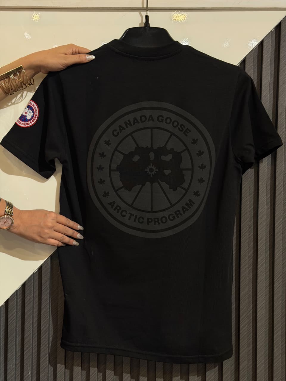Canada Goose Tshirt