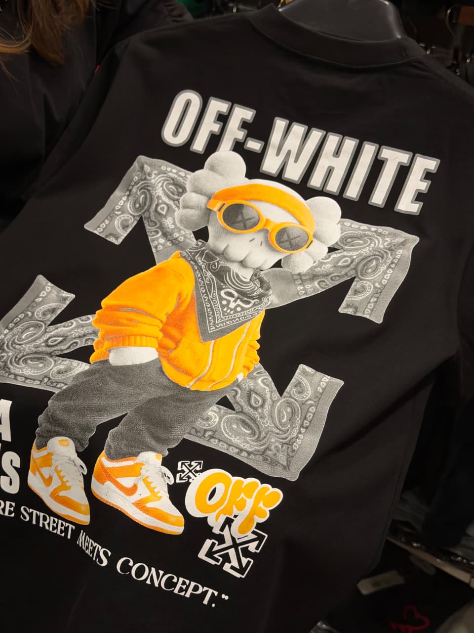 Off-White Tshirt