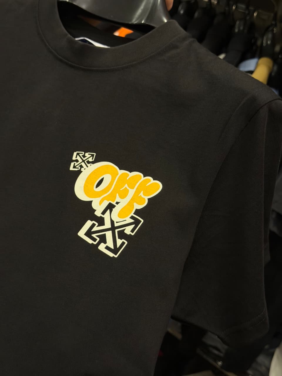 Off-White Tshirt